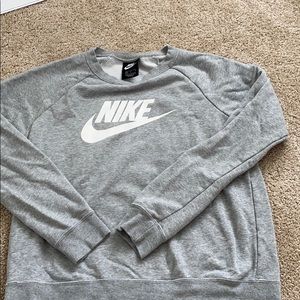 Women’s Nike crewneck